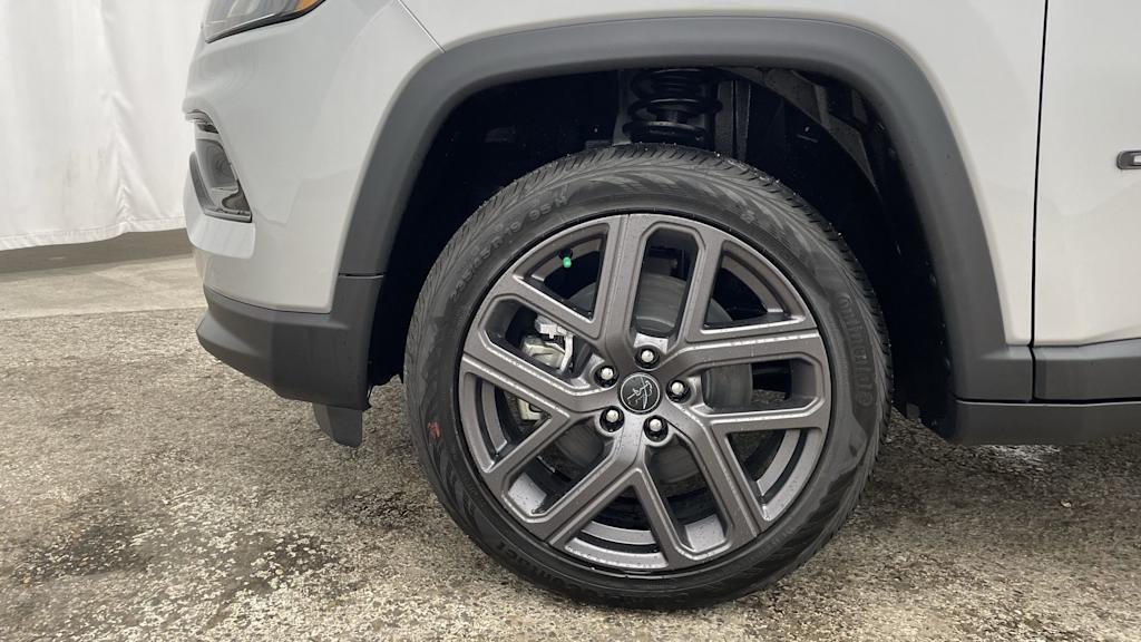 Thumbnail: 2026 Jeep Compass - 7