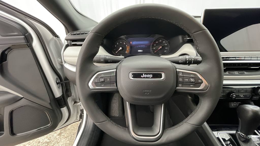 Thumbnail: 2025 Jeep Compass - 9