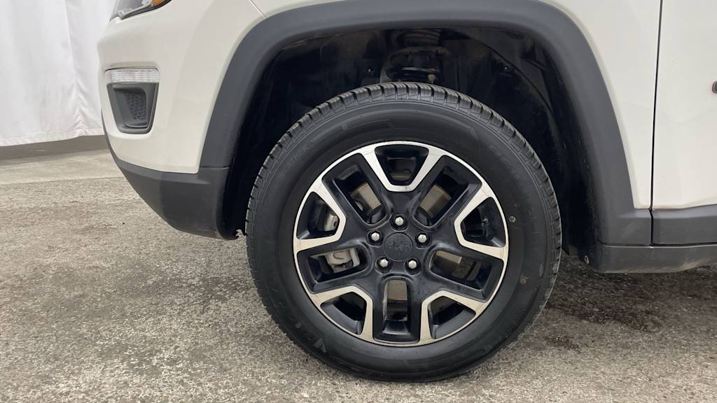 Thumbnail: 2019 Jeep Compass - 41