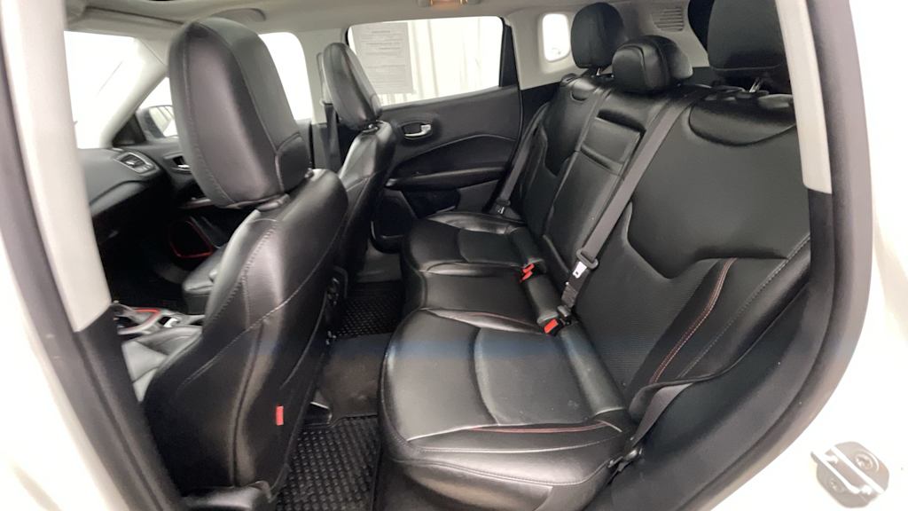 Thumbnail: 2019 Jeep Compass - 12