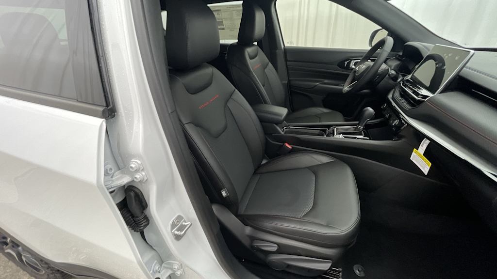 Thumbnail: 2026 Jeep Compass - 22