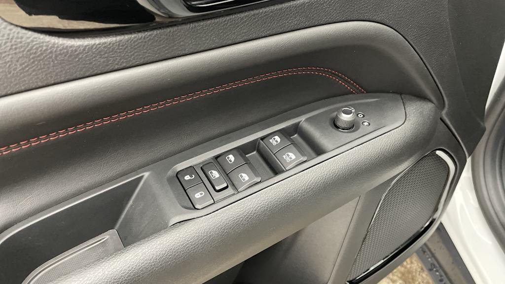 Thumbnail: 2026 Jeep Compass - 19