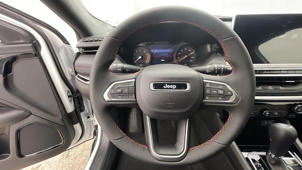 Thumbnail: 2026 Jeep Compass - 9