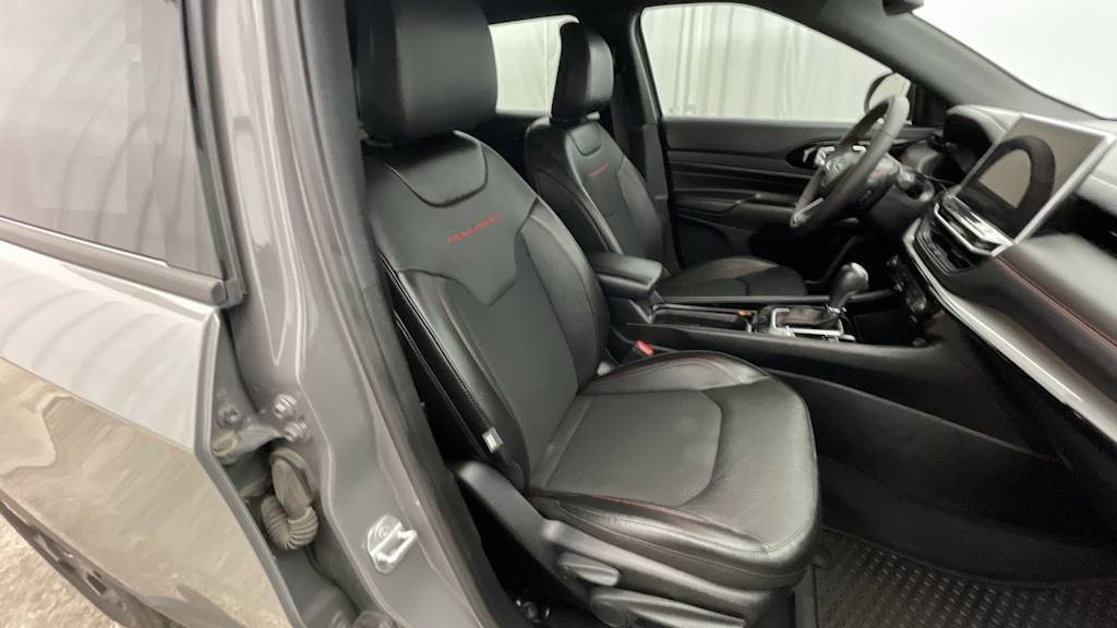 Thumbnail: 2023 Jeep Compass - 22
