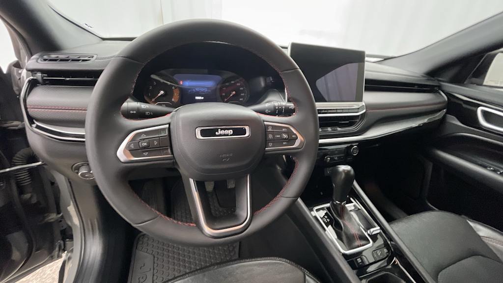 Thumbnail: 2023 Jeep Compass - 2