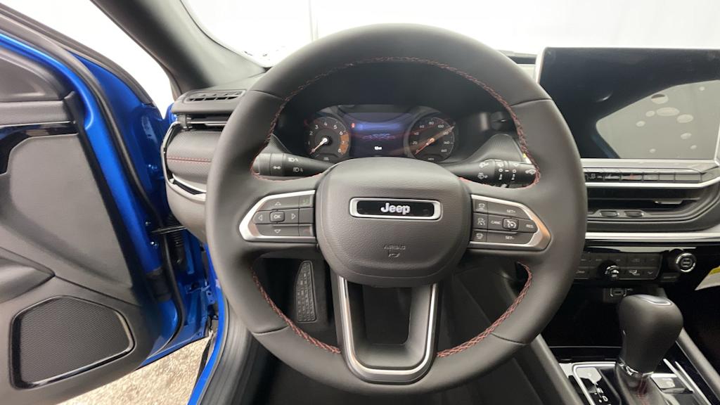 2026 Jeep Compass Trailhawk - Photo 9