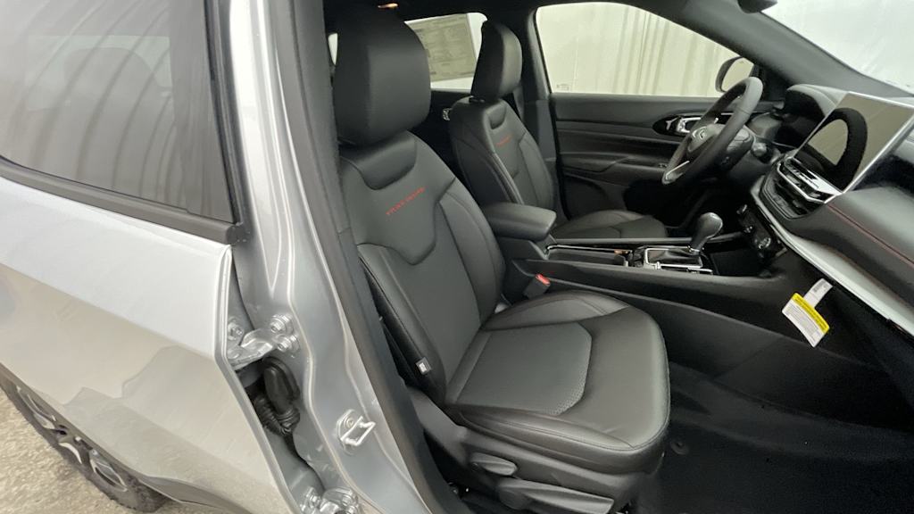 Thumbnail: 2026 Jeep Compass - 21