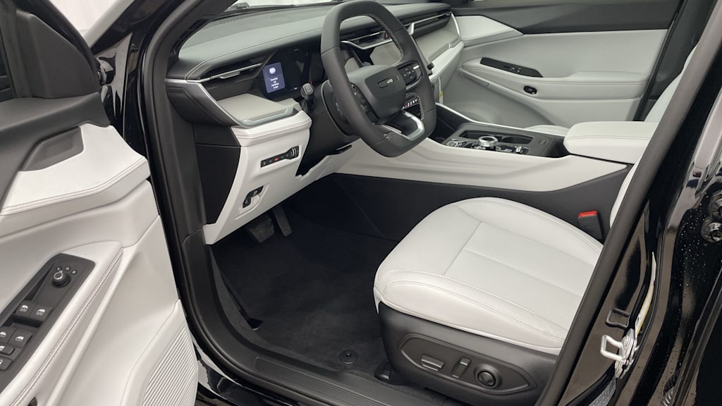 Thumbnail: 2026 Jeep Cherokee - 10