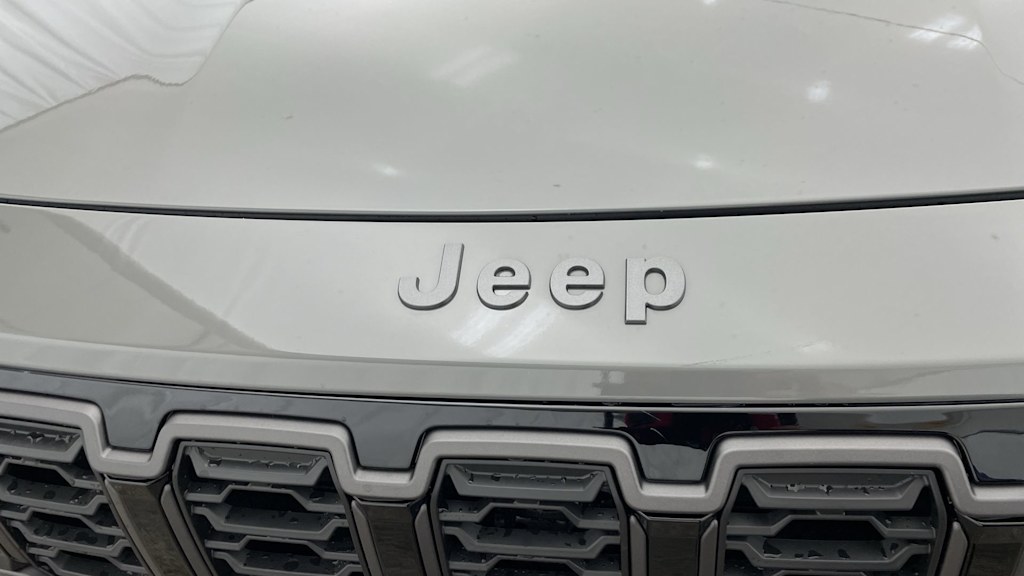 Thumbnail: 2026 Jeep Cherokee - 38