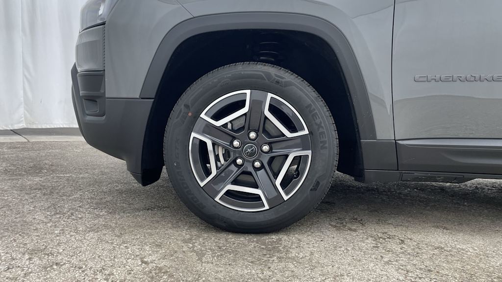 Thumbnail: 2026 Jeep Cherokee - 8
