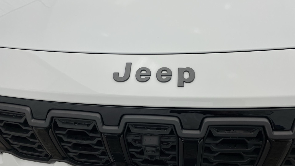 Thumbnail: 2026 Jeep Cherokee - 42