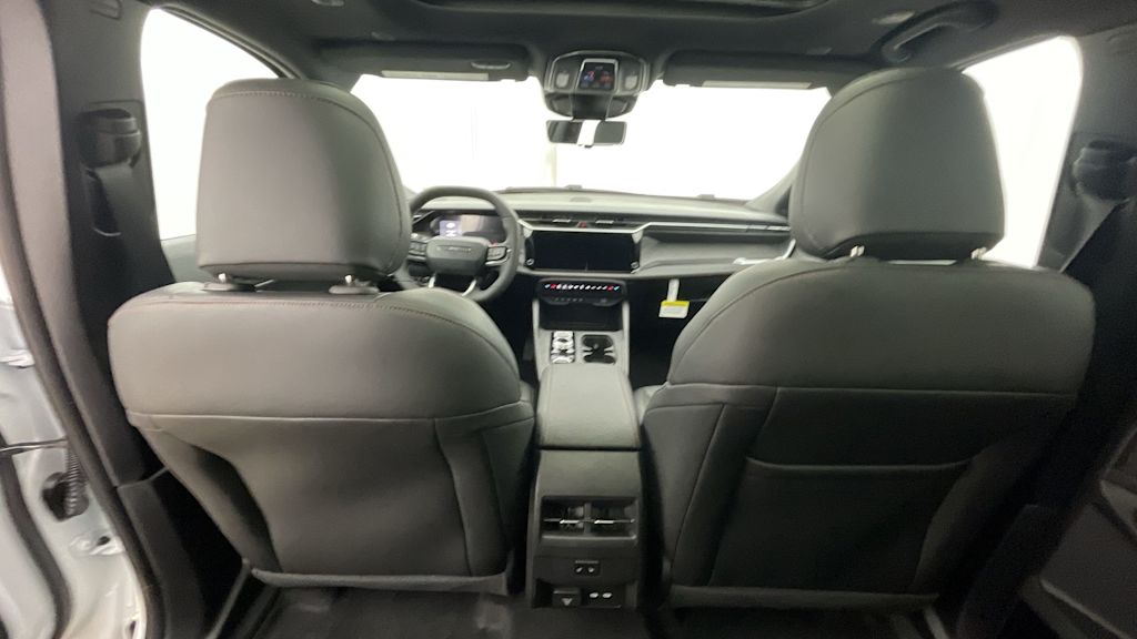 Thumbnail: 2026 Jeep Cherokee - 21