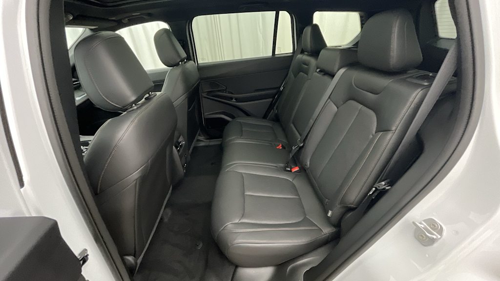 Thumbnail: 2026 Jeep Cherokee - 12