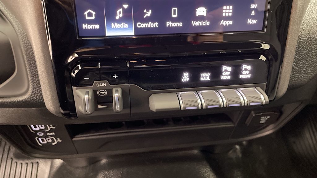 Thumbnail: 2026 RAM 3500 - 31