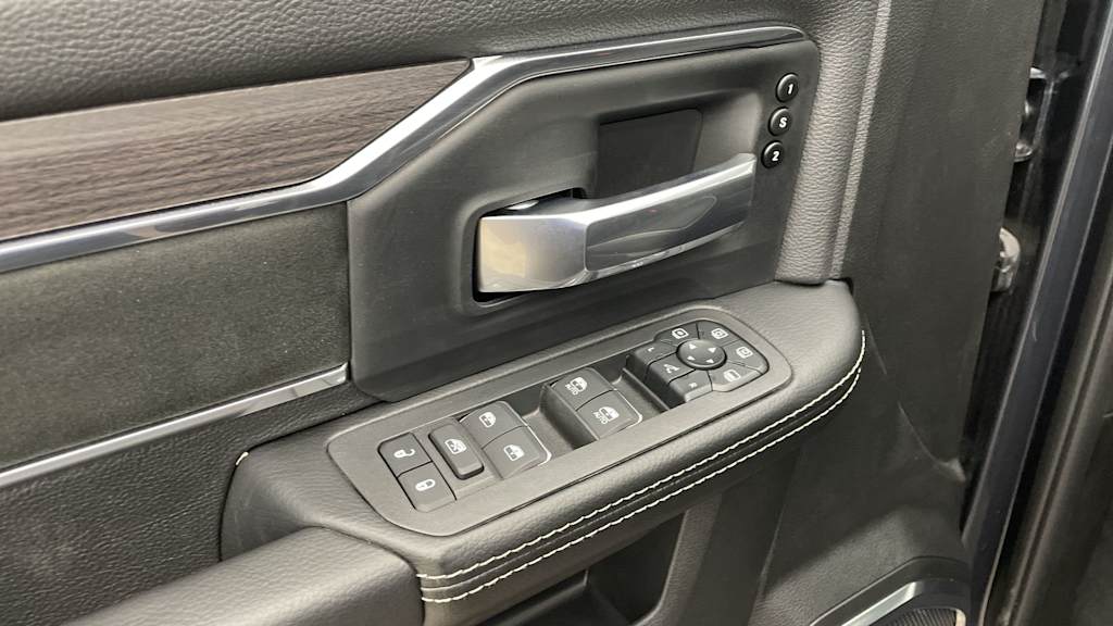 Thumbnail: 2026 RAM 3500 - 21