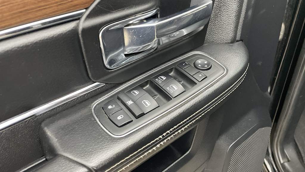 Thumbnail: 2014 RAM 3500 - 18