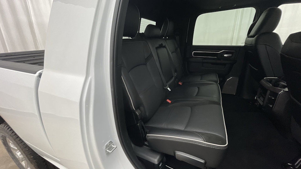 2026 RAM 2500 Laramie - Photo 23