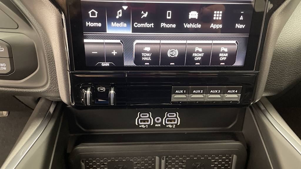 2026 RAM 2500 Laramie - Photo 32