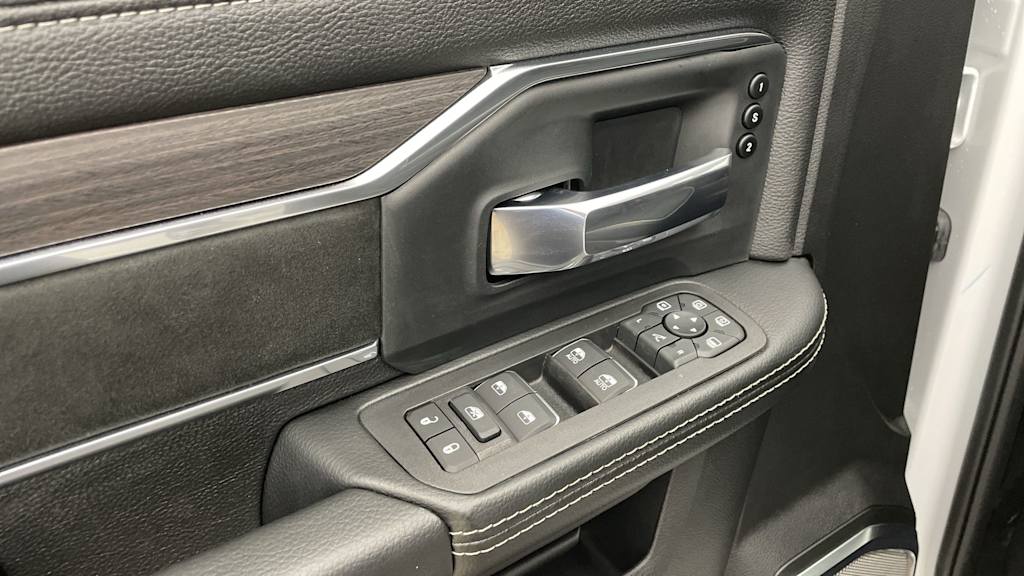 2026 RAM 2500 Laramie - Photo 20
