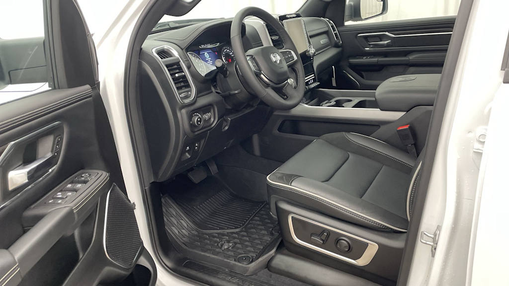 Thumbnail: 2026 RAM 1500 - 10