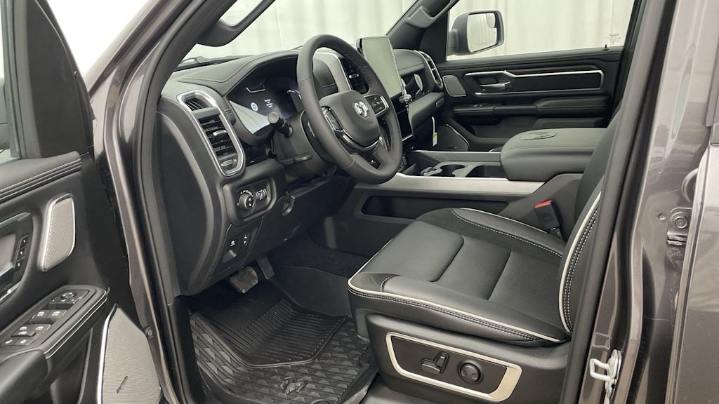 Thumbnail: 2026 RAM 1500 - 10
