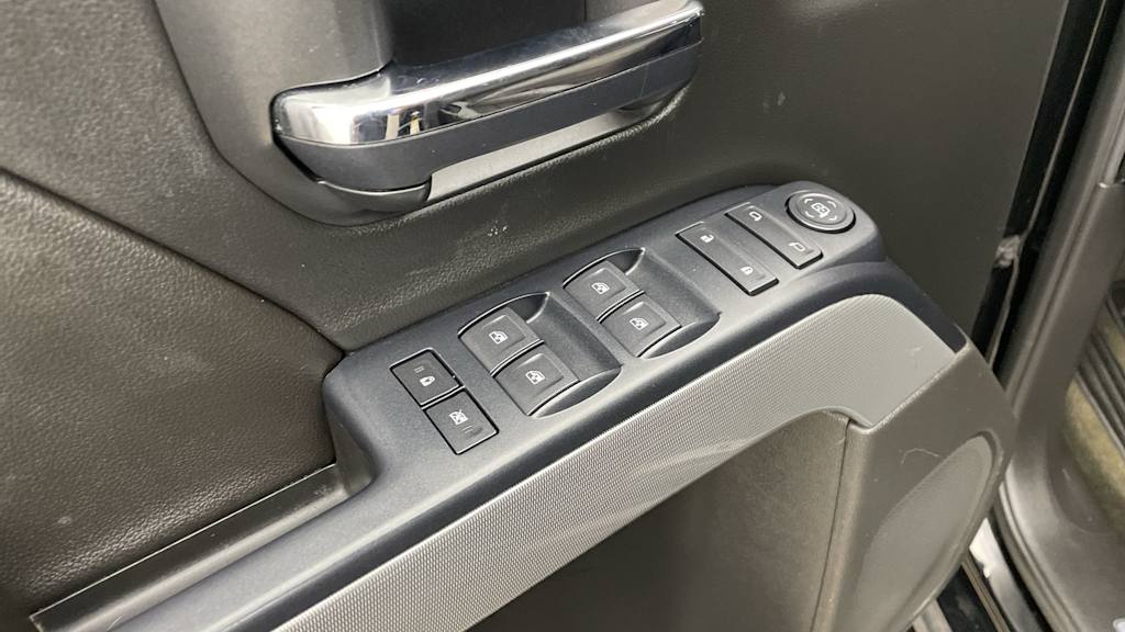 Thumbnail: 2017 Chevrolet Silverado 1500 - 19