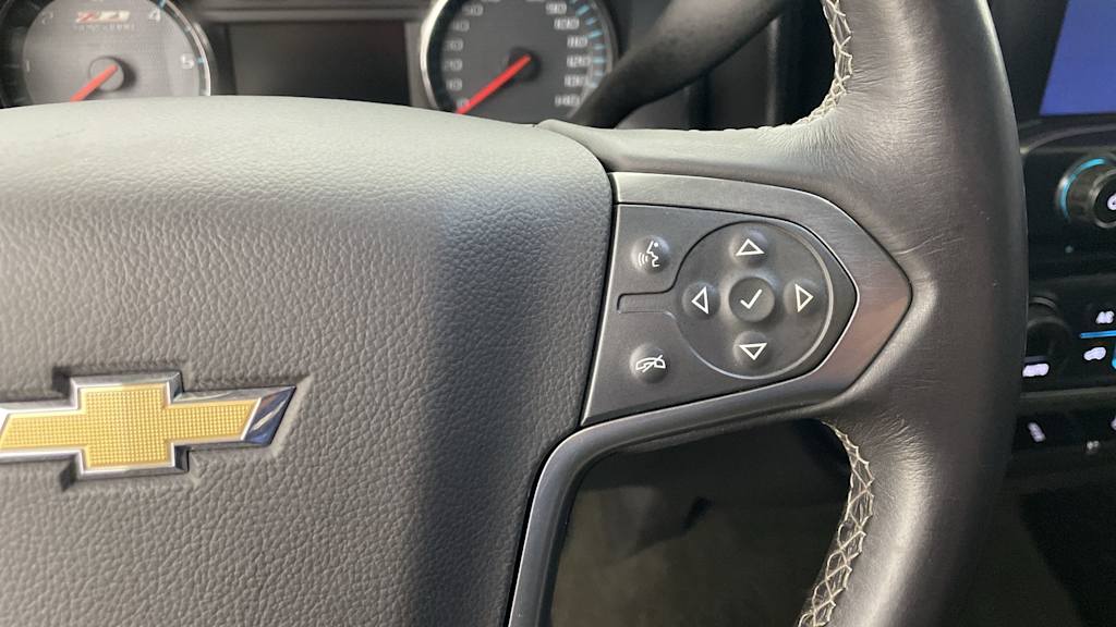 Thumbnail: 2017 Chevrolet Silverado 1500 - 24