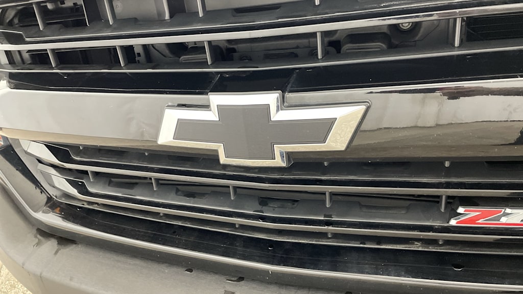 Thumbnail: 2017 Chevrolet Silverado 1500 - 38