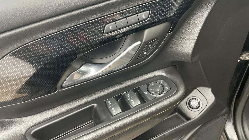 Thumbnail: 2023 GMC Terrain - 21