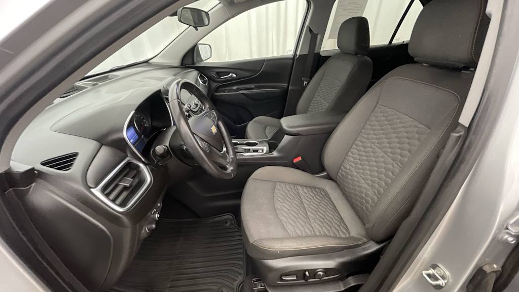 Thumbnail: 2020 Chevrolet Equinox - 11