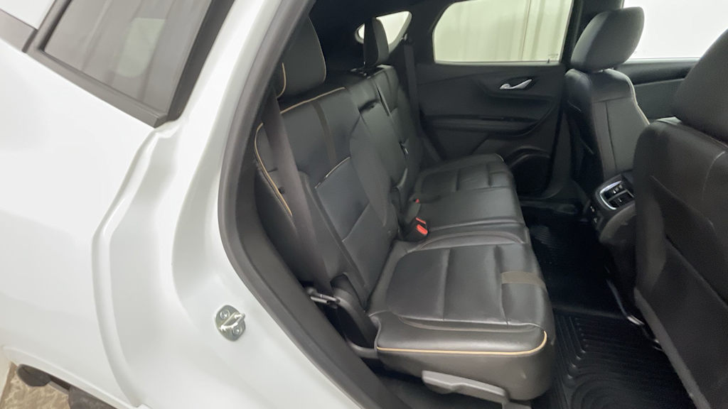 Thumbnail: 2019 Chevrolet Blazer - 21