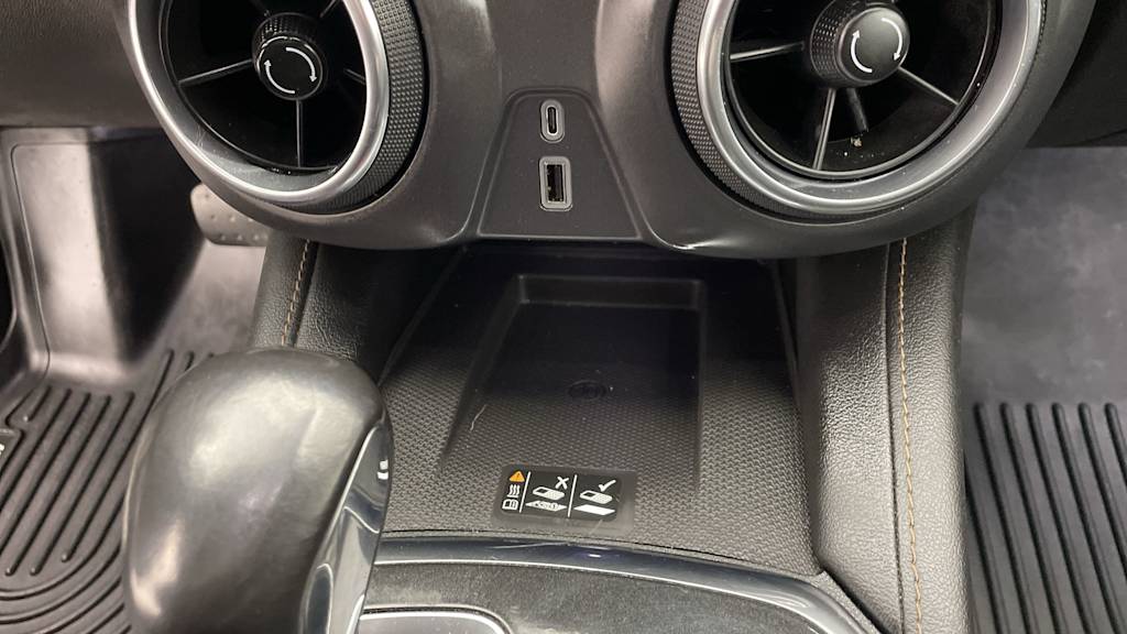 Thumbnail: 2019 Chevrolet Blazer - 28