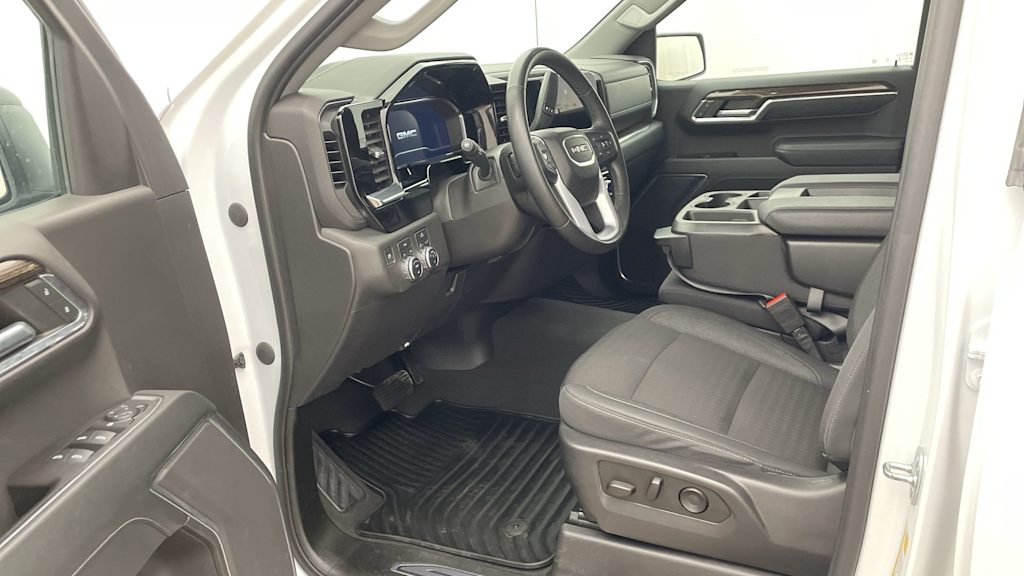 2023 GMC Sierra 1500 Elevation 11