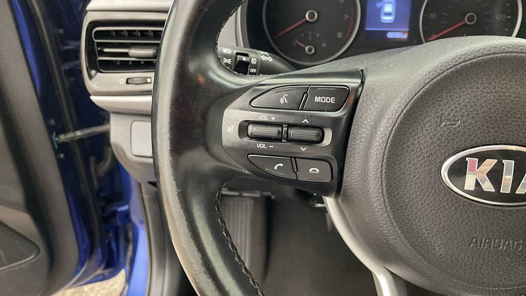 Thumbnail: 2018 Kia Rio - 23