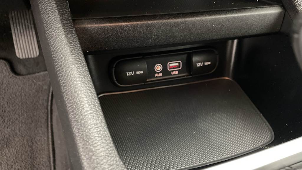 Thumbnail: 2021 Kia Forte - 28
