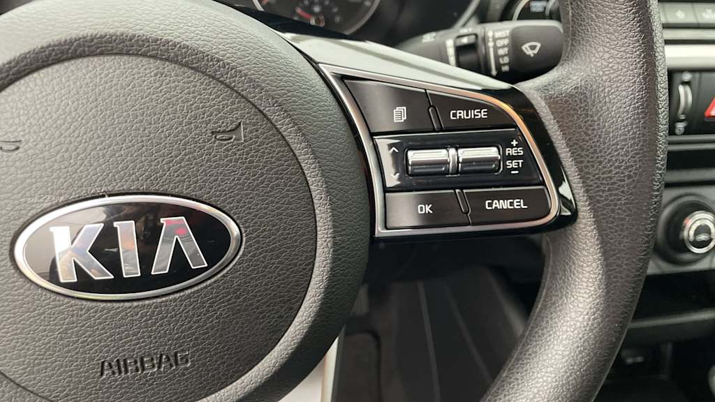 Thumbnail: 2021 Kia Forte - 23
