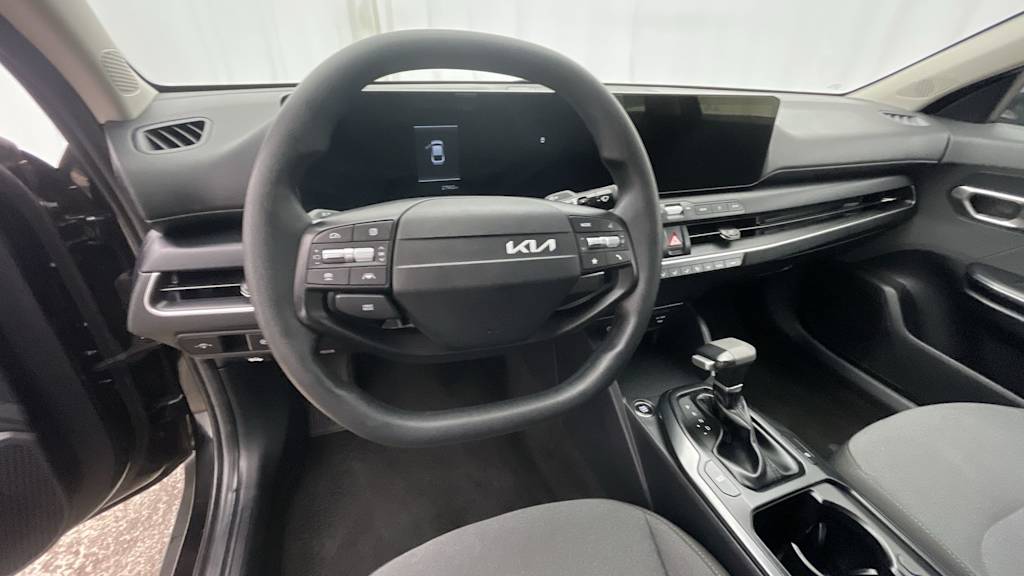 Thumbnail: 2025 Kia K4 - 2