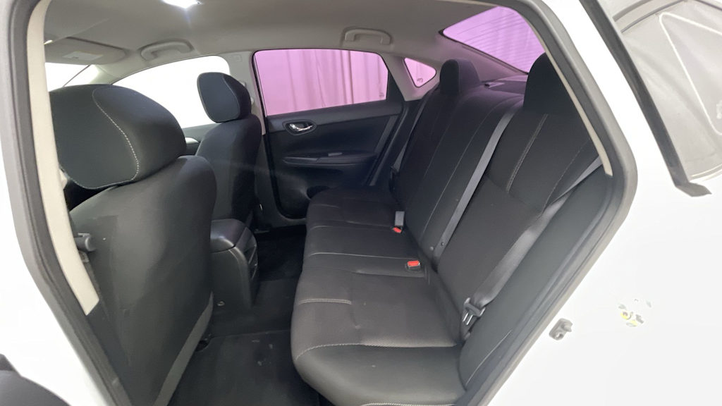 Thumbnail: 2018 Nissan Sentra - 12