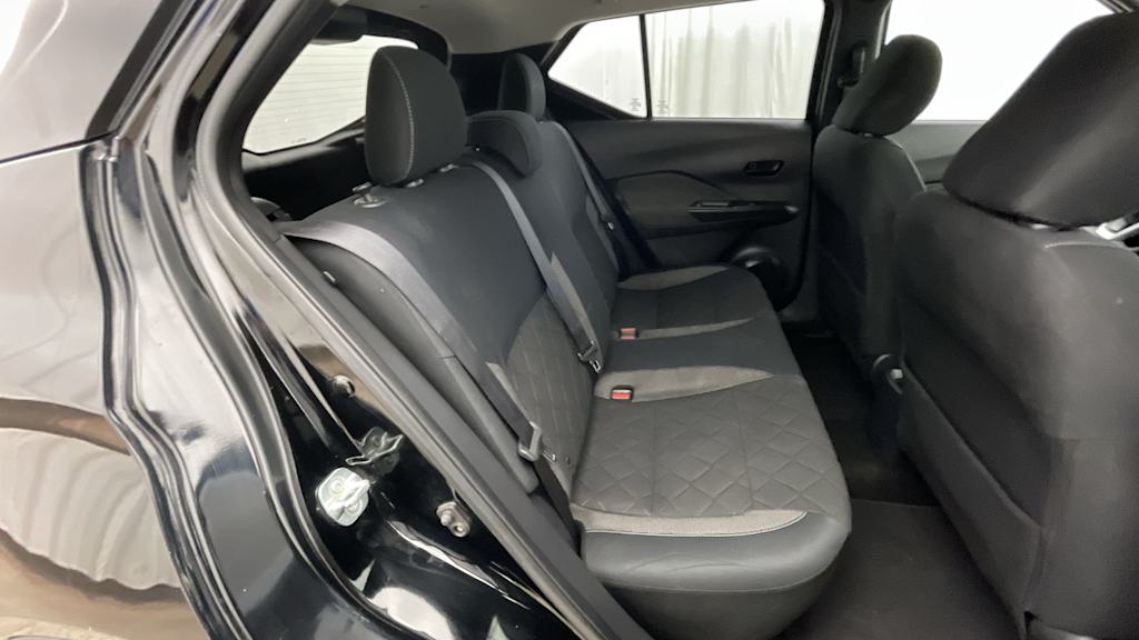 Thumbnail: 2018 Nissan Kicks - 21