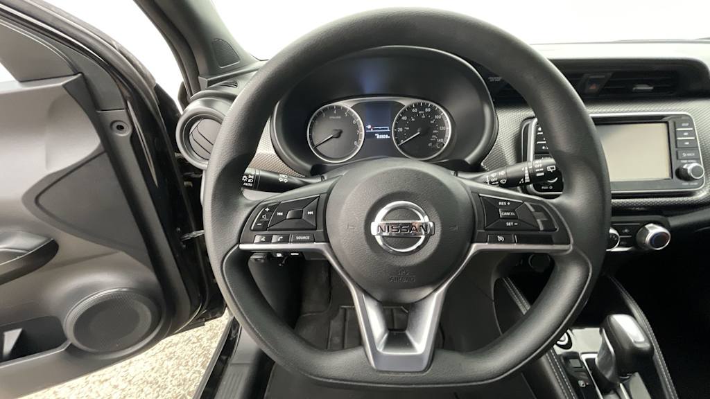 Thumbnail: 2018 Nissan Kicks - 9