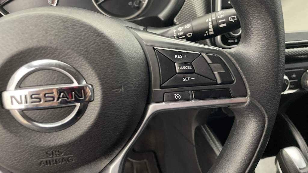 Thumbnail: 2018 Nissan Kicks - 24