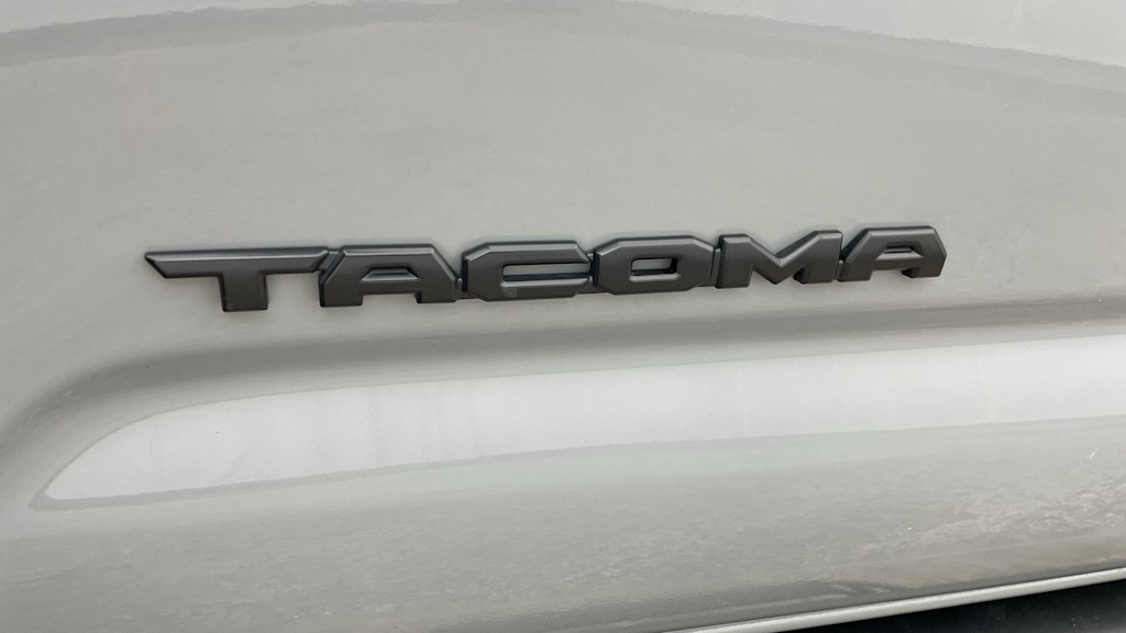 Thumbnail: 2021 Toyota Tacoma - 39