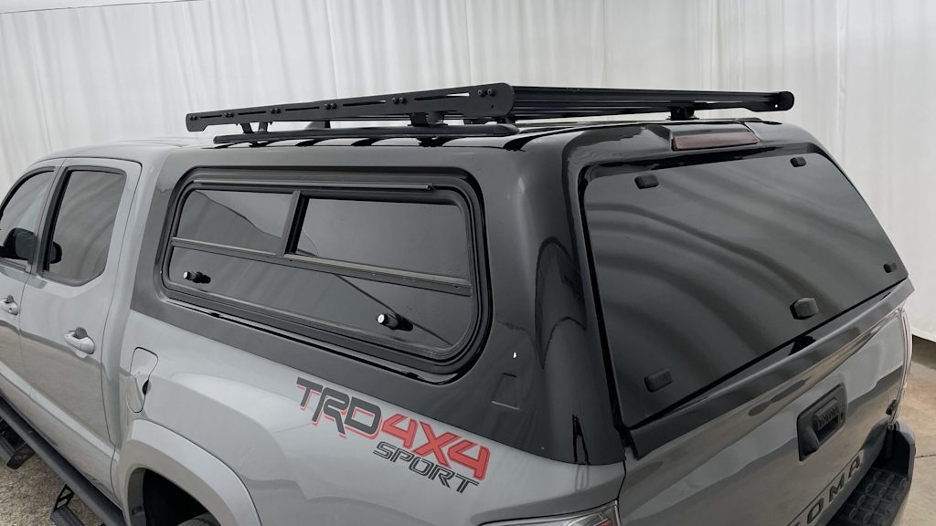 Thumbnail: 2021 Toyota Tacoma - 32