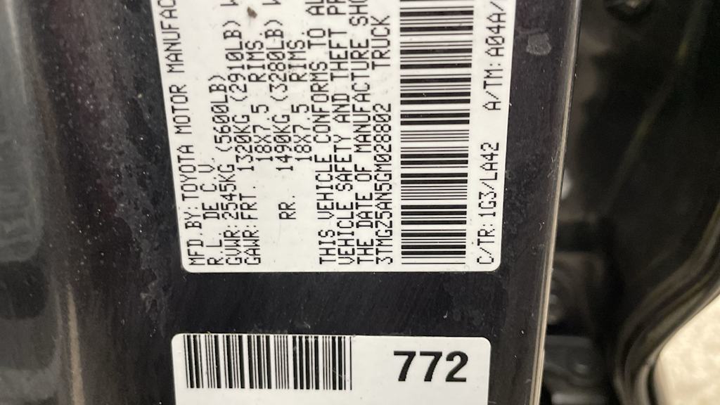 Thumbnail: 2016 Toyota Tacoma - 18