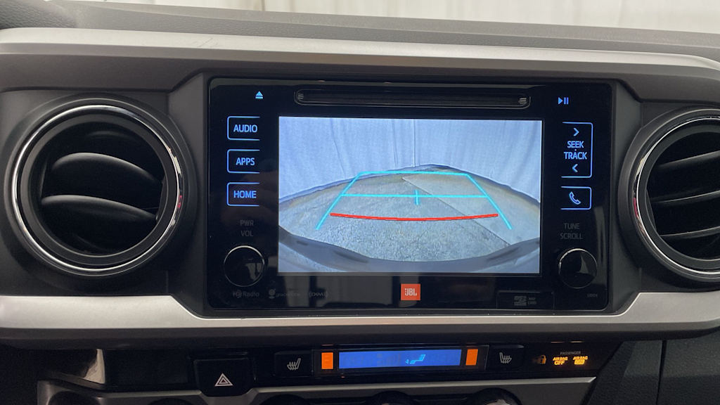 Thumbnail: 2016 Toyota Tacoma - 19