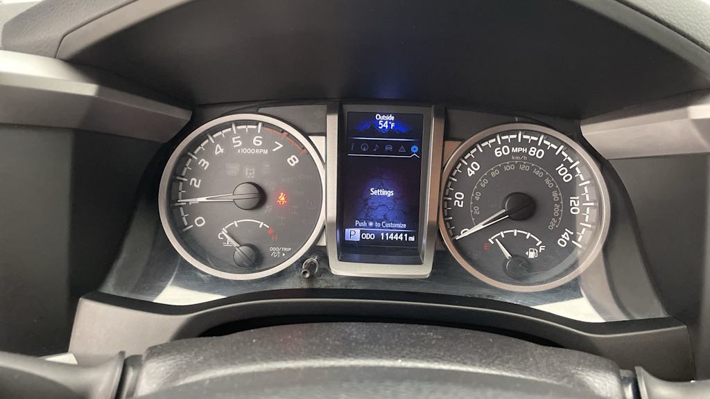 Thumbnail: 2016 Toyota Tacoma - 31