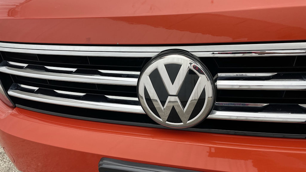 Thumbnail: 2018 Volkswagen Tiguan - 43