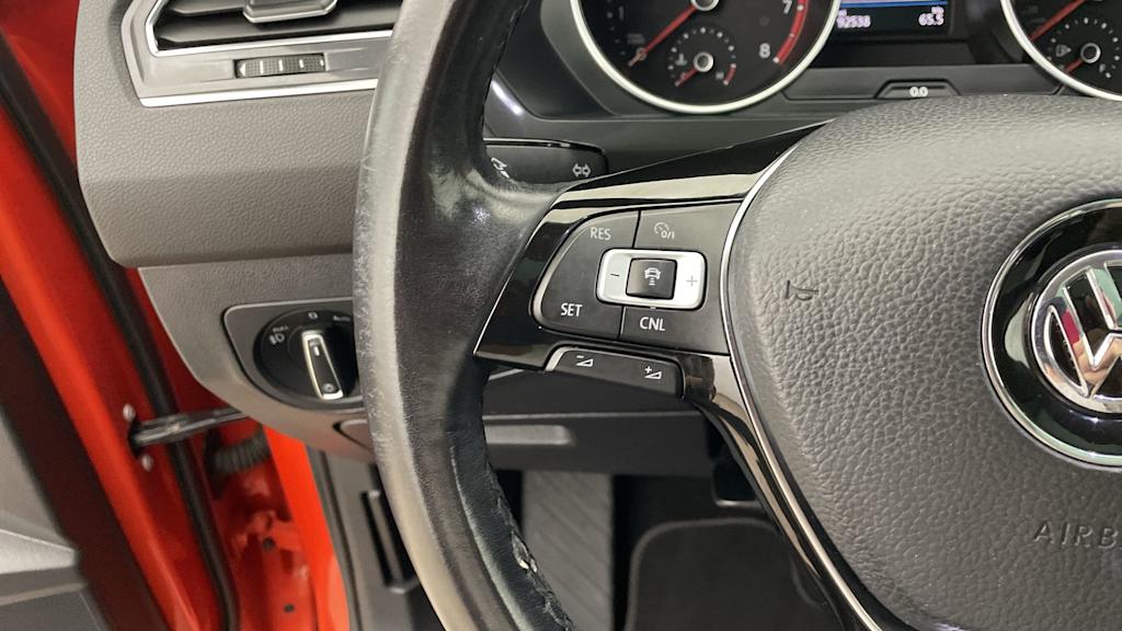 Thumbnail: 2018 Volkswagen Tiguan - 27