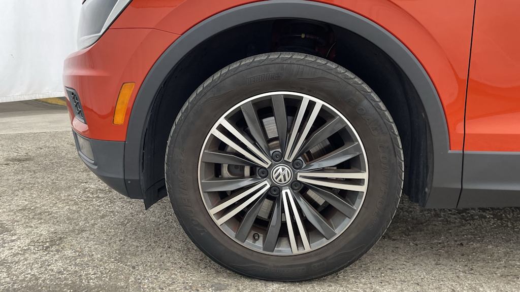 Thumbnail: 2018 Volkswagen Tiguan - 7