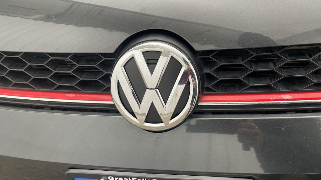 Thumbnail: 2015 Volkswagen Golf - 6